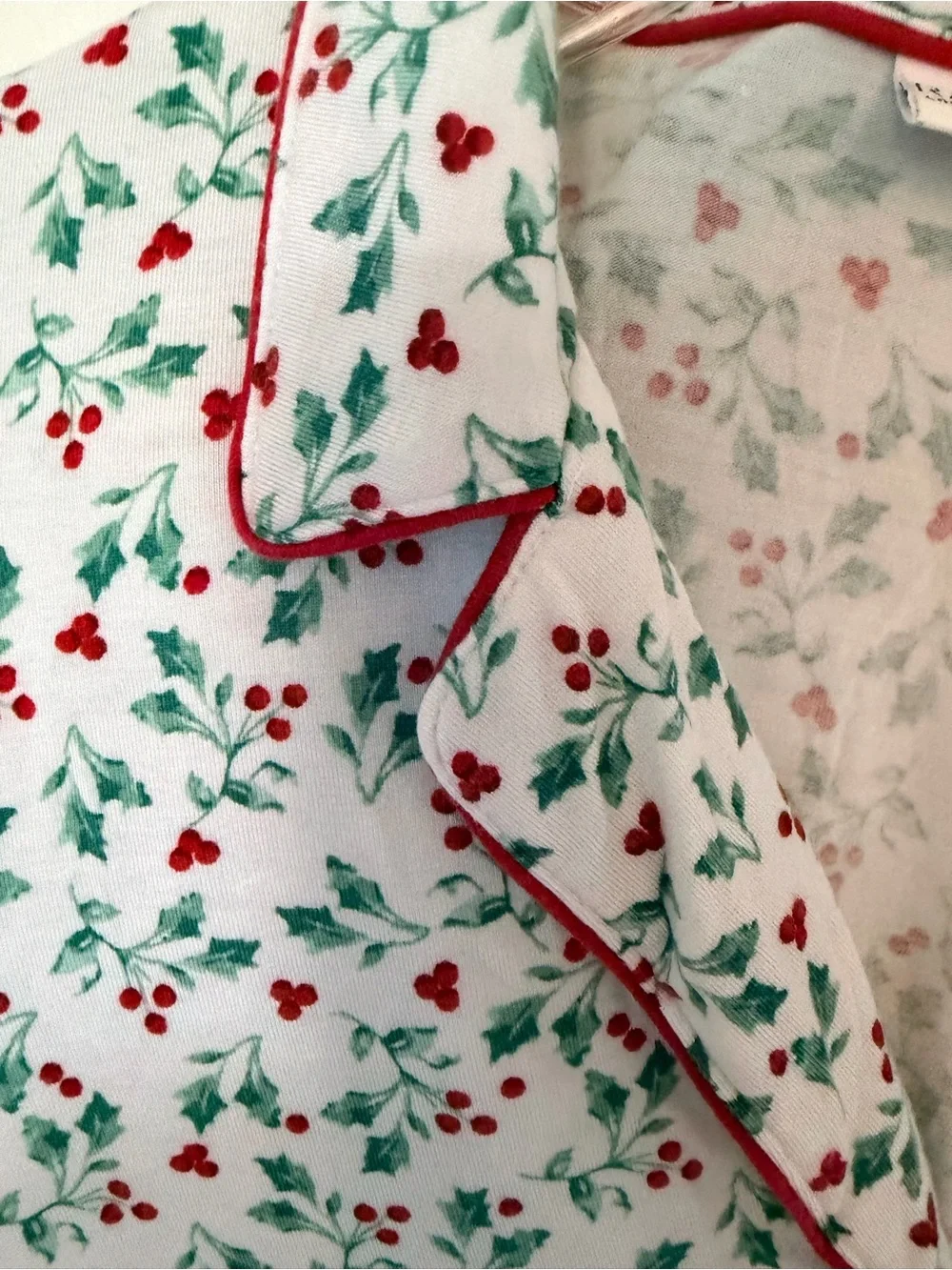 Rachel Zoe White Floral Lounge Pajama Set with Red Trim